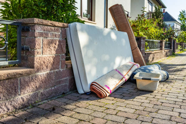 Yard Cleanup Services in Upper Brookville, NY